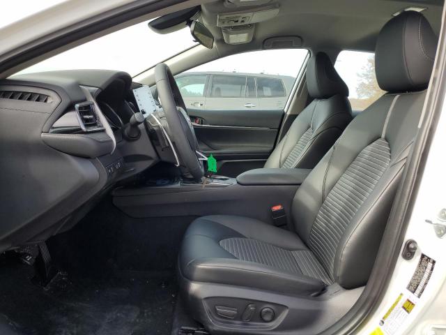 4T1G11AK6PU771756 - 2023 TOYOTA CAMRY SE NIGHT SHADE WHITE photo 7