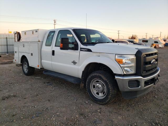 1FT7X2BT9GED00033 - 2016 FORD F250 SUPER DUTY WHITE photo 4