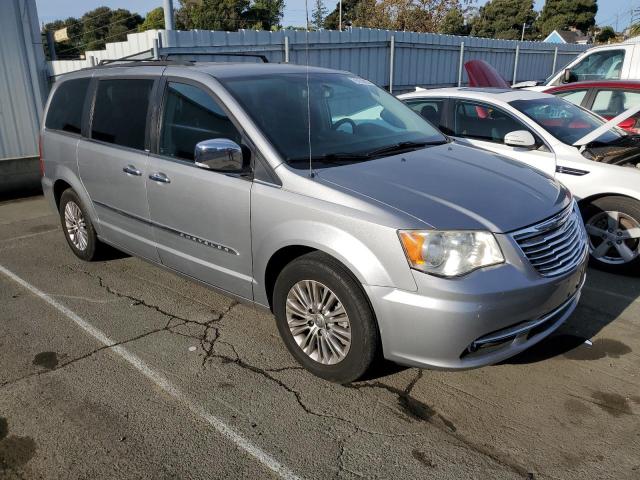 2C4RC1CG9DR777463 - 2013 CHRYSLER TOWN & COU TOURING L SILVER photo 4