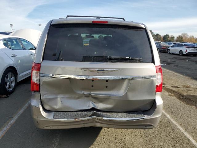 2C4RC1CG9DR777463 - 2013 CHRYSLER TOWN & COU TOURING L SILVER photo 6