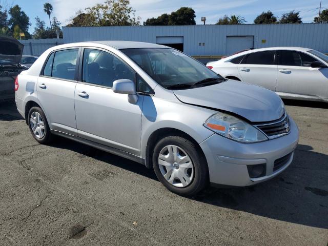 3N1BC1AP8BL424648 - 2011 NISSAN VERSA S GRAY photo 4