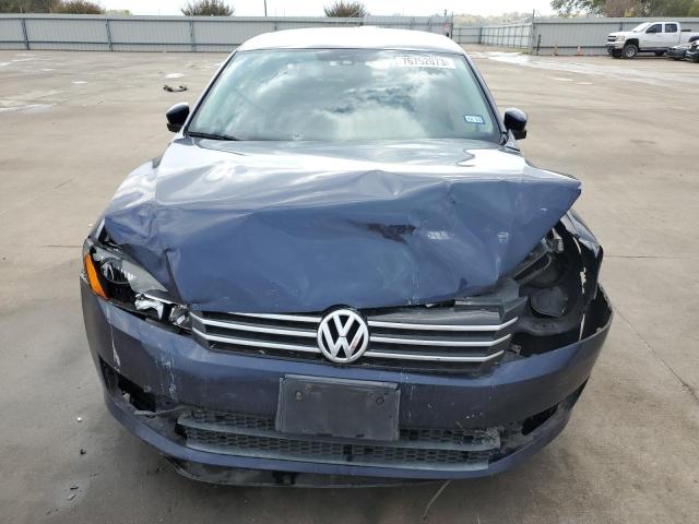 1VWAS7A35FC043852 - 2015 VOLKSWAGEN PASSAT S BLUE photo 5