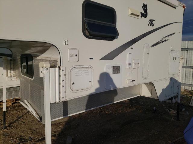 1NCB1150340103398 - 2005 ARCT CAMPER WHITE photo 8