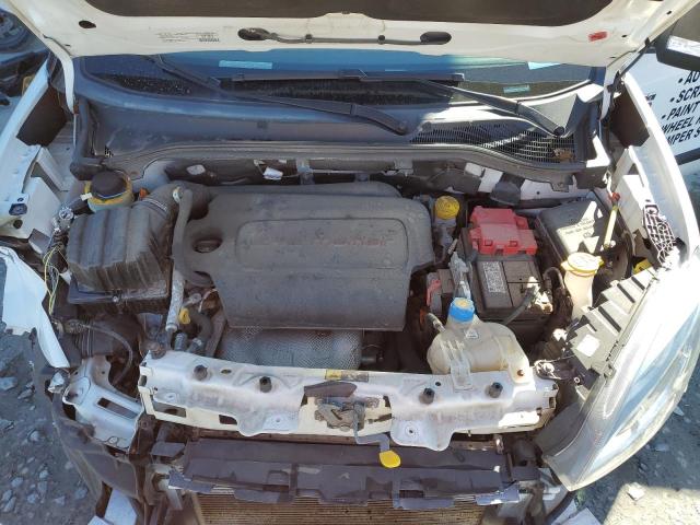 ZFBHRFAB2K6M16985 - 2019 RAM PROMASTER WHITE photo 12