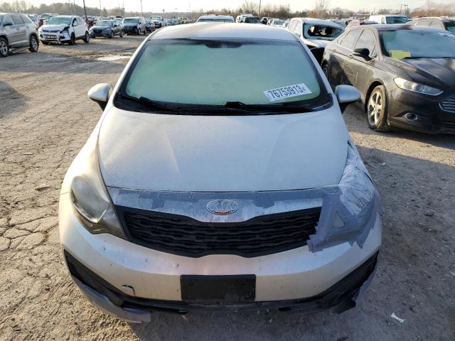 KNADM4A33D6256946 - 2013 KIA RIO LX SILVER photo 5