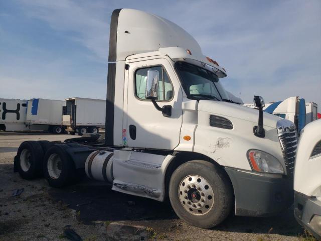 2014 FREIGHTLINER CASCADIA 1, 