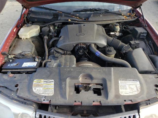 1LNFM81W9WY727742 - 1998 LINCOLN TOWN CAR EXECUTIVE MAROON photo 11