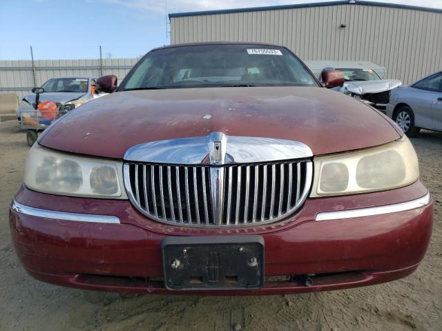 1LNFM81W9WY727742 - 1998 LINCOLN TOWN CAR EXECUTIVE MAROON photo 5