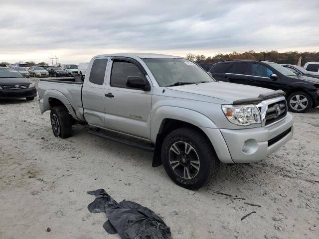 5TETU62N58Z505900 - 2008 TOYOTA TACOMA PRERUNNER ACCESS CAB SILVER photo 4