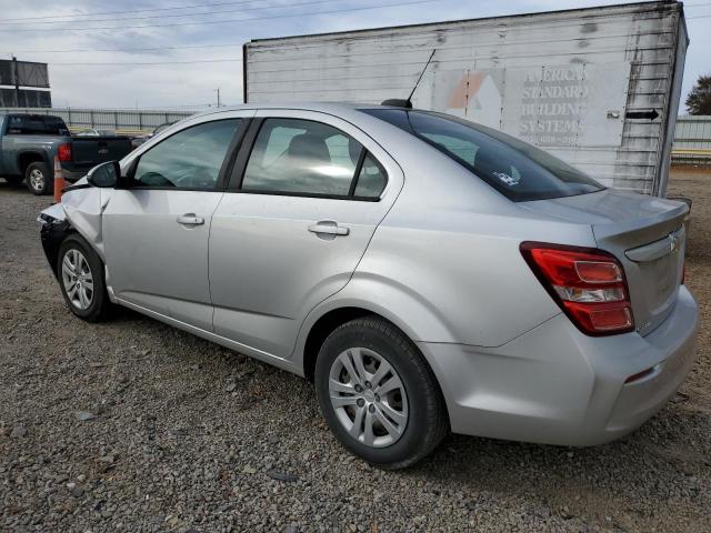 1G1JB5SH1H4126539 - 2017 CHEVROLET SONIC LS 银色 照片 2