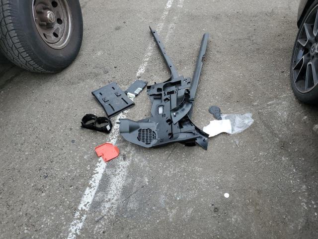 WDDWK8DB0KF854295 - 2019 MERCEDES-BENZ C 300 შავი ფოტო 12