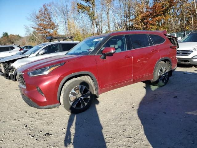 5TDHZRBH8MS127520 - 2021 TOYOTA HIGHLANDER XLE BURGUNDY photo 1