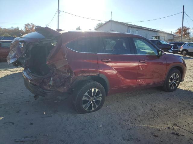 5TDHZRBH8MS127520 - 2021 TOYOTA HIGHLANDER XLE BURGUNDY photo 3