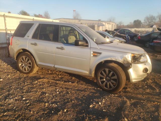 SALFR24N98H107183 - 2008 LAND ROVER LR2 HSE SILVER photo 4