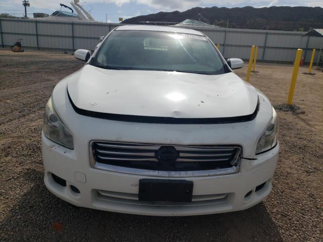 1N4AA5APXDC811602 - 2013 NISSAN MAXIMA S WHITE photo 5