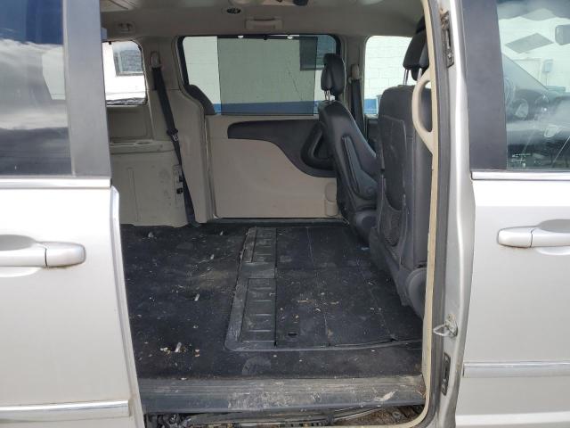 2A4RR8DG2BR797244 - 2011 CHRYSLER TOWN & COU TOURING L SILVER photo 11