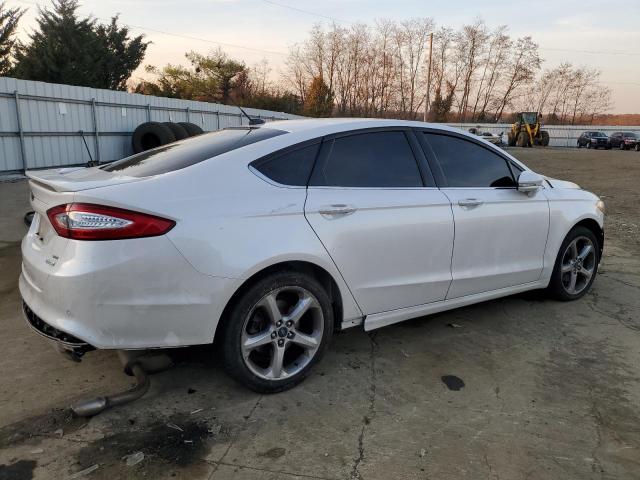 3FA6P0HD0GR210305 - 2016 FORD FUSION SE WHITE photo 3