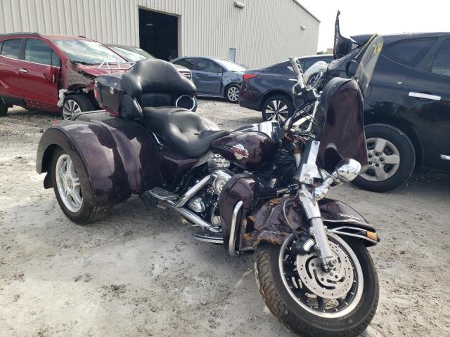 1HD1FC4107Y648326 - 2007 HARLEY-DAVIDSON FLHTCUI 勃艮第红 照片 1