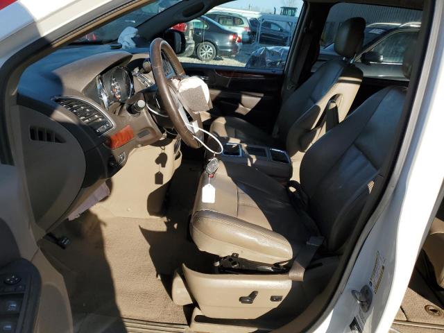 2C4RC1BGXDR753240 - 2013 CHRYSLER TOWN & COU TOURING WHITE photo 7