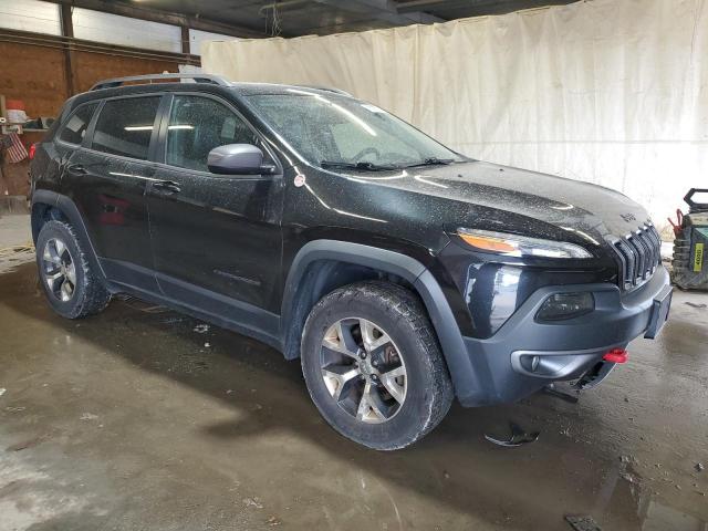 1C4PJMBS0GW357641 - 2016 JEEP CHEROKEE TRAILHAWK BLACK photo 4
