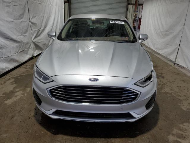 3FA6P0MU8KR138011 - 2019 FORD FUSION SEL SILVER photo 5