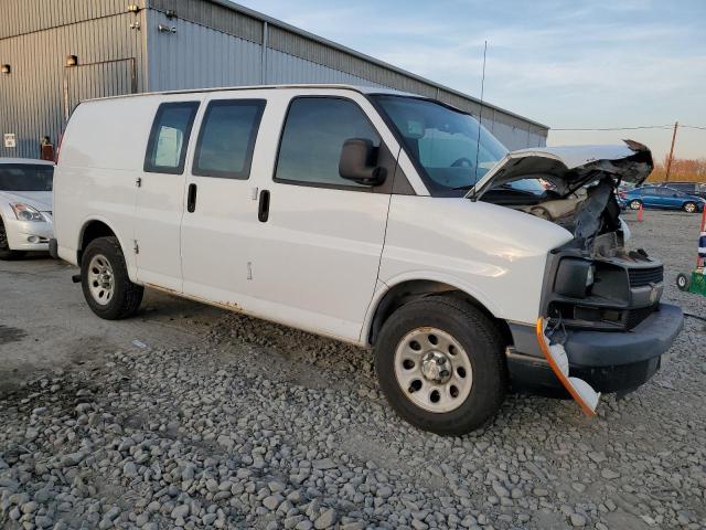 1GCSHAF4XE1193194 - 2014 CHEVROLET EXPRESS G1 WHITE photo 4