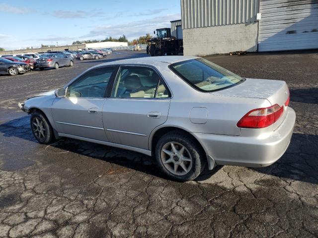 1HGCG6676WA246099 - 1998 HONDA ACCORD EX Gümüş foto 2