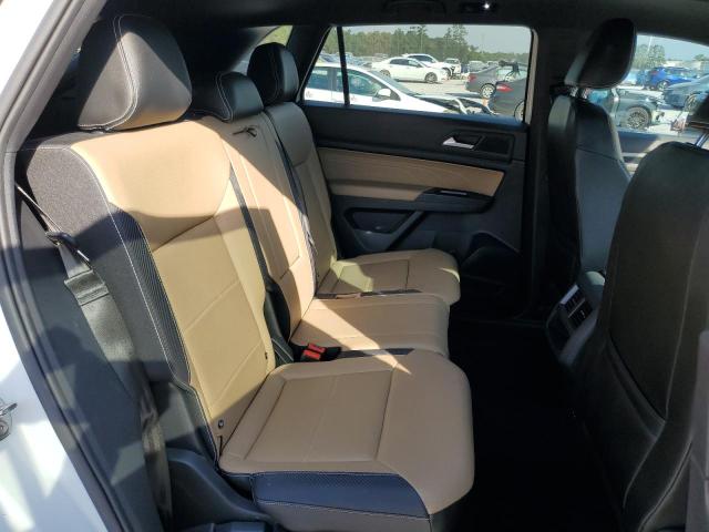 1V2RE2CA9MC214142 - 2021 VOLKSWAGEN ATLAS CROS SE WHITE photo 11