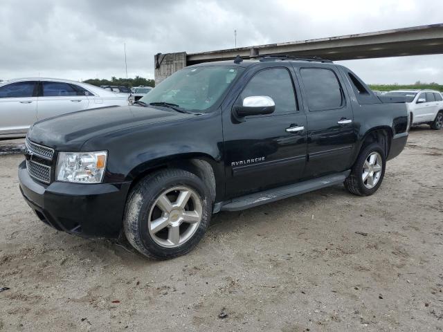 3GNMCFE05BG121584 - 2011 CHEVROLET AVALANCHE LT BLACK photo 1