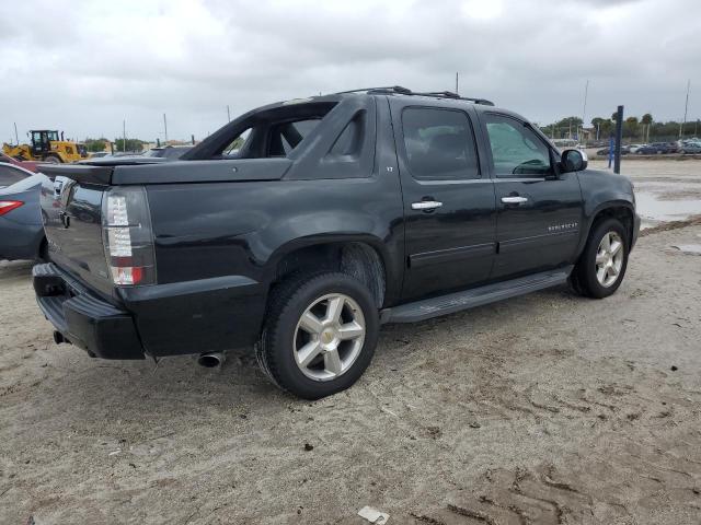 3GNMCFE05BG121584 - 2011 CHEVROLET AVALANCHE LT BLACK photo 3