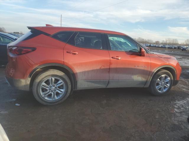 3GNKBHR40MS584722 - 2021 CHEVROLET BLAZER 2LT ORANGE photo 3