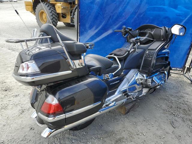 1HFSC47HXAA900585 - 2010 HONDA GL1800 GRAY photo 4