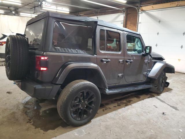 1C4JJXP68NW278234 - 2022 JEEP WRANGLER U SAHARA 4XE CHARCOAL photo 3