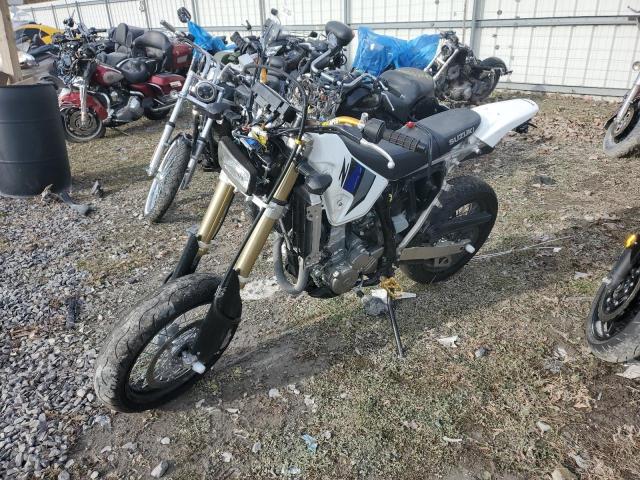 JS1SK44A0N7102629 - 2022 SUZUKI DR-Z400 SM BLACK photo 2