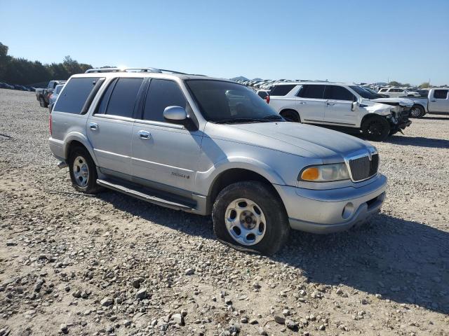 5LMFU28A1YLJ33053 - 2000 LINCOLN NAVIGATOR 银色 照片 4