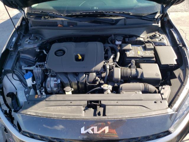 3KPF24AD2PE597389 - 2023 KIA FORTE LX GRAY photo 11