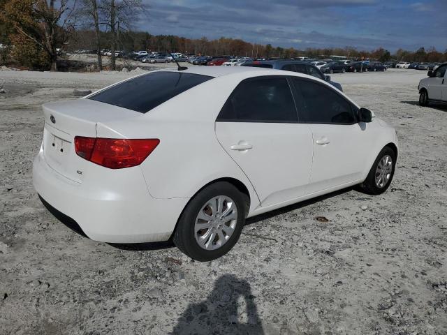 KNAFU4A29C5580326 - 2012 KIA FORTE EX WHITE photo 3