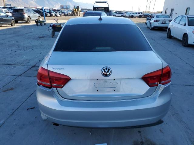 1VWAH7A33DC141497 - 2013 VOLKSWAGEN PASSAT S WHITE photo 6