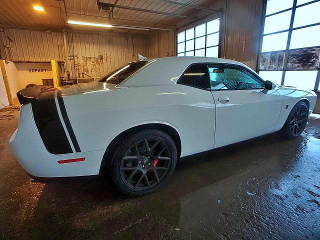 2C3CDZFJ5KH540484 - 2019 DODGE CHALLENGER R/T SCAT PACK WHITE photo 3