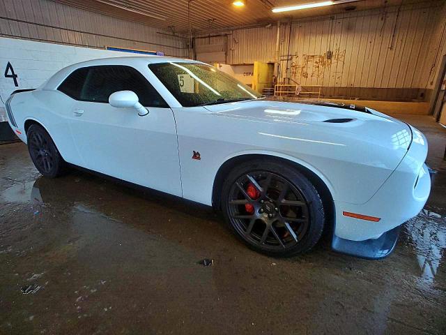 2C3CDZFJ5KH540484 - 2019 DODGE CHALLENGER R/T SCAT PACK WHITE photo 4