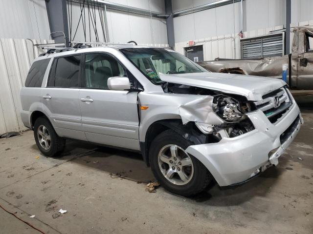 2HKYF18416H546705 - 2006 HONDA PILOT EX SILVER photo 4