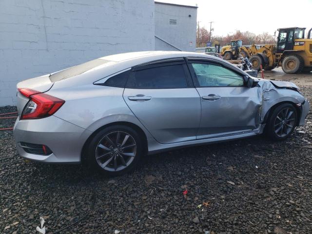 2HGFC2F59JH608940 - 2018 HONDA CIVIC LX SILVER photo 3