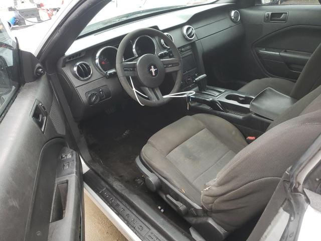 1ZVFT84N575278926 - 2007 FORD MUSTANG SILVER photo 8