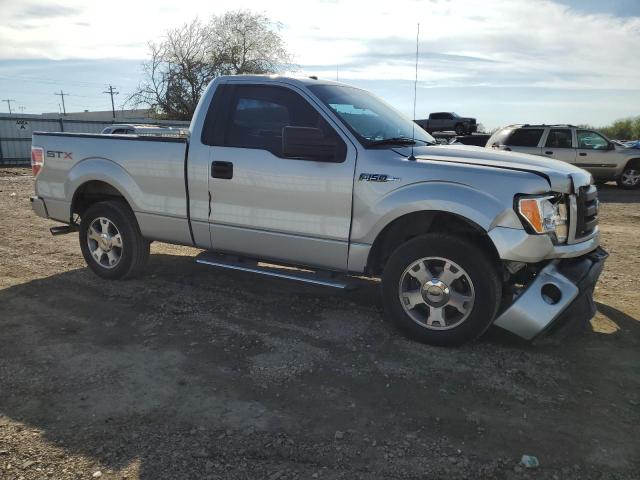 1FTRF12W09KC07910 - 2009 FORD F150 SILVER photo 4