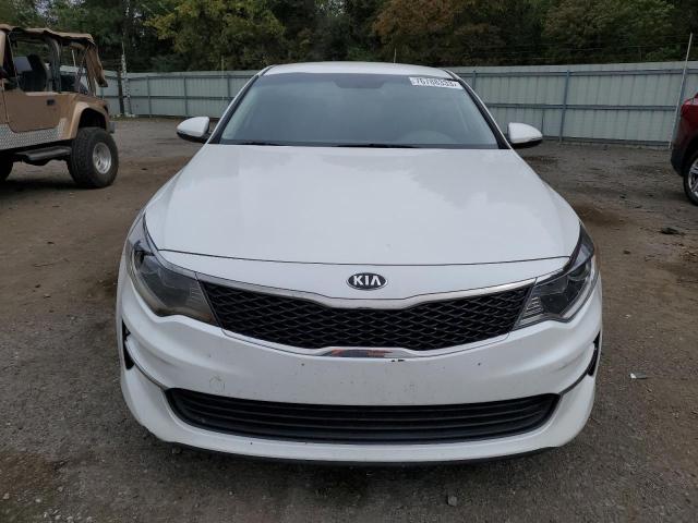 KNAGT4L38G5095954 - 2016 KIA OPTIMA LX WHITE photo 5