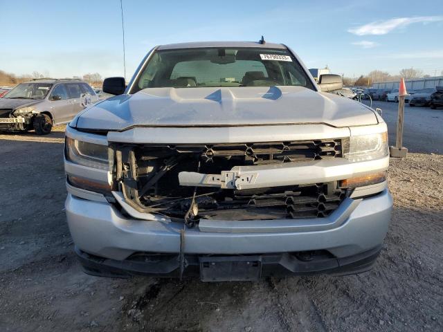 1GCVKPEC8JZ378107 - 2018 CHEVROLET SILVERADO K1500 CUSTOM SILVER photo 5