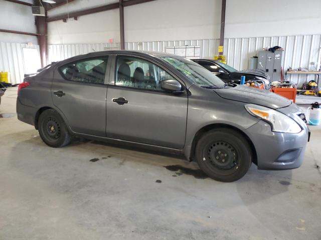 3N1CN7APXKL843750 - 2019 NISSAN VERSA S GRAY photo 4