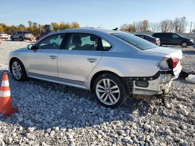 1VWGT7A32HC011760 - 2017 VOLKSWAGEN PASSAT SE SILVER photo 2