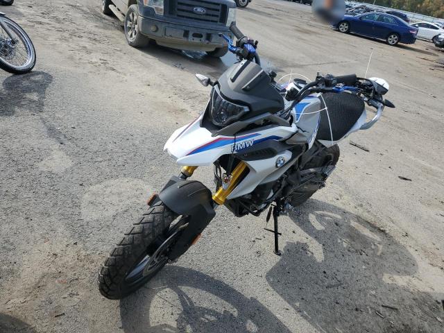 WB30G1204JR824180 - 2018 BMW G310 GS WHITE photo 2