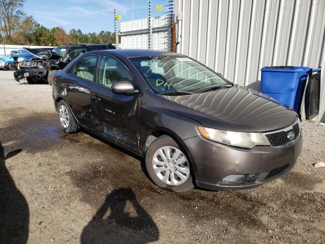 KNAFU4A22D5736255 - 2013 KIA FORTE EX BROWN photo 4